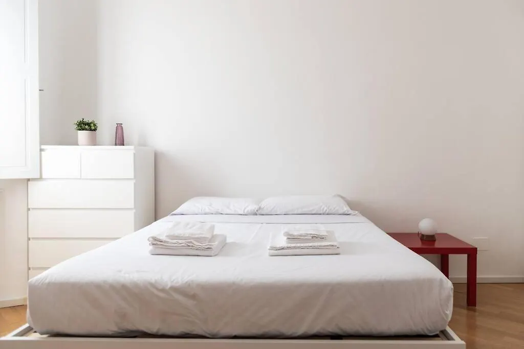 Youhosty - Correggio 55 B Apartment Milan Italy