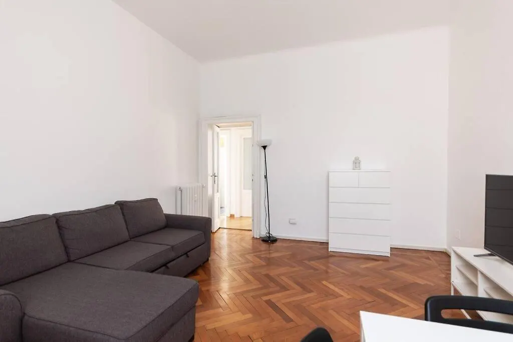 Youhosty - Correggio 55 B Apartment Milan 0*,  Italy