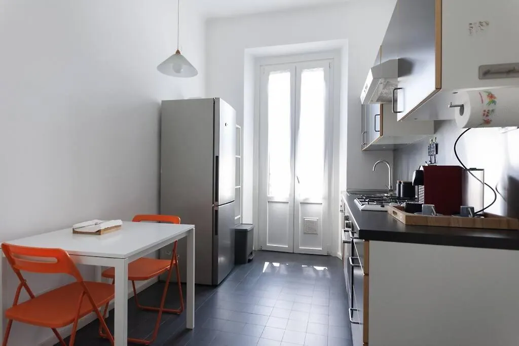 Youhosty - Correggio 55 B Apartment Milan